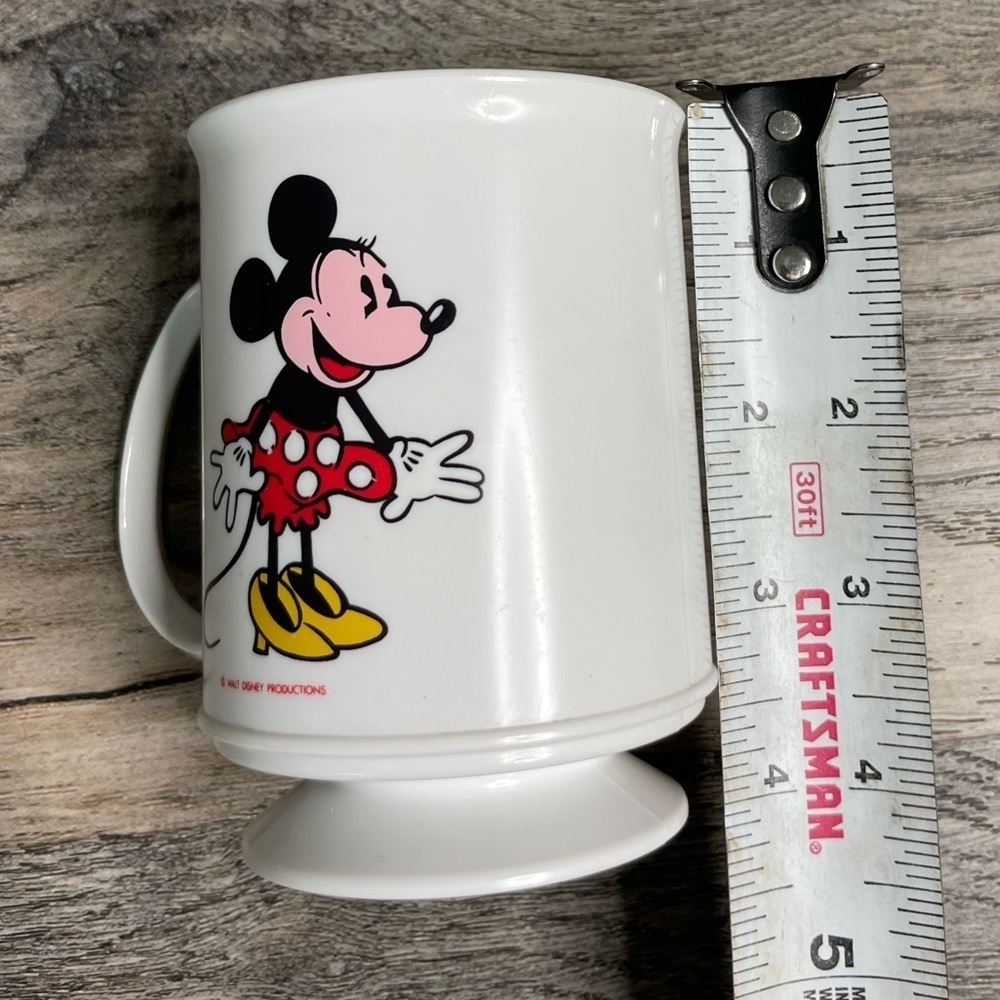 Vintage Mickey and Minnie Mouse Plastic Mug - Picture 4 of 5
